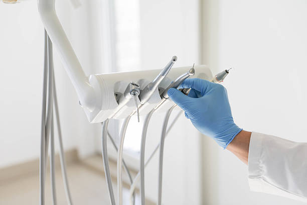 24/7 Emergency Dental Implants experts in New Baltimore, OH